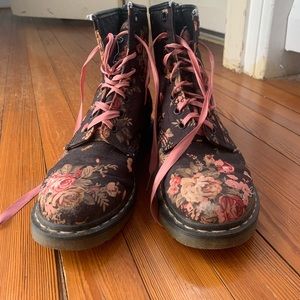Floral Dr. Marten boots